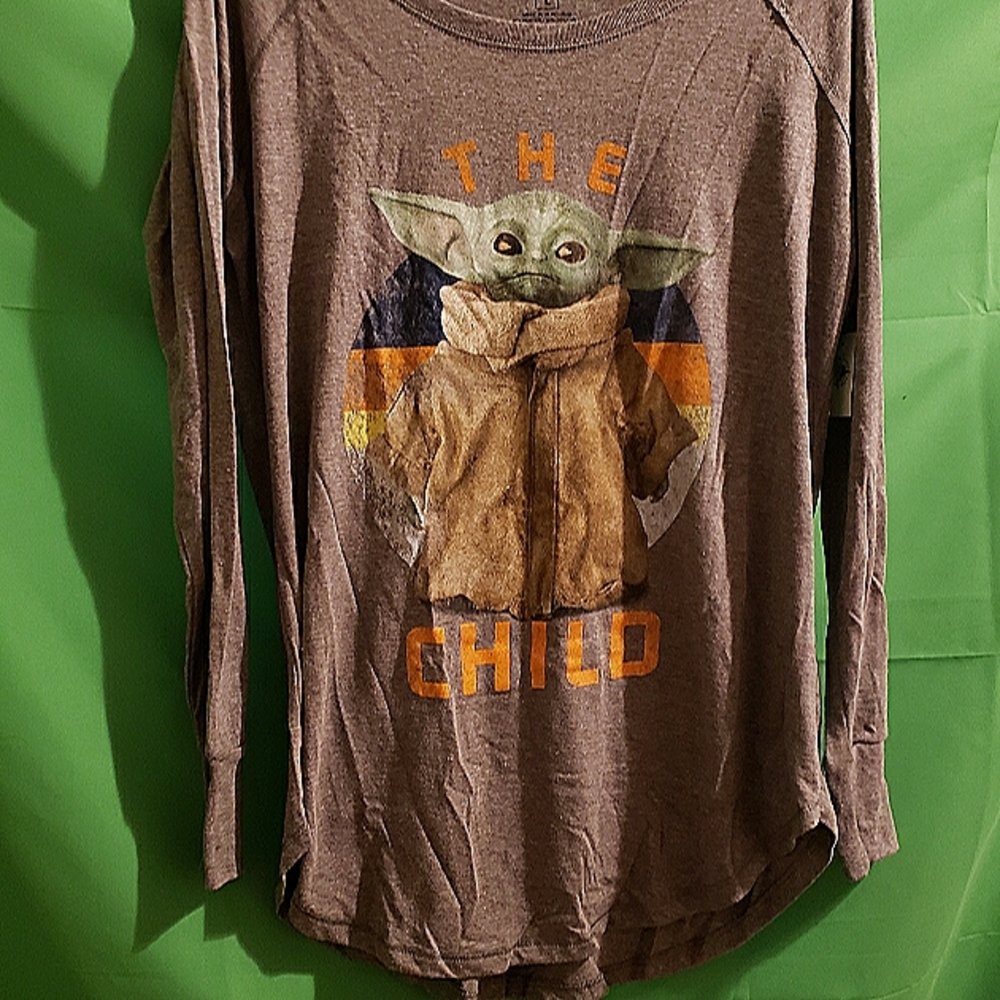 Disney's Star Wars The Child Long Sleeve Tee (L)